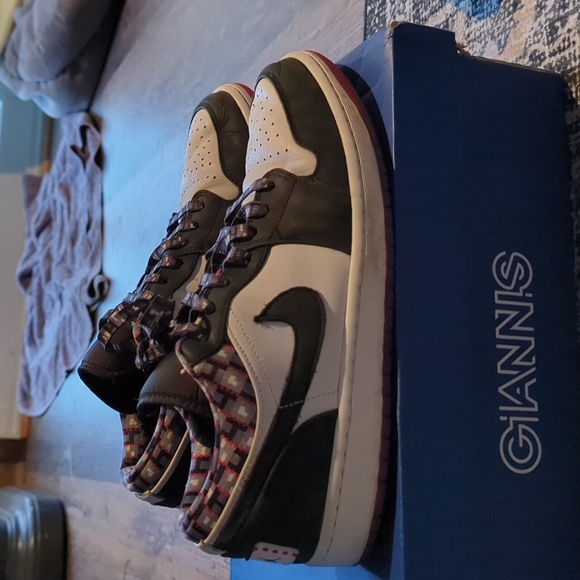 Jordan 1 low Qual 54 (2021) - Picture 3 of 7